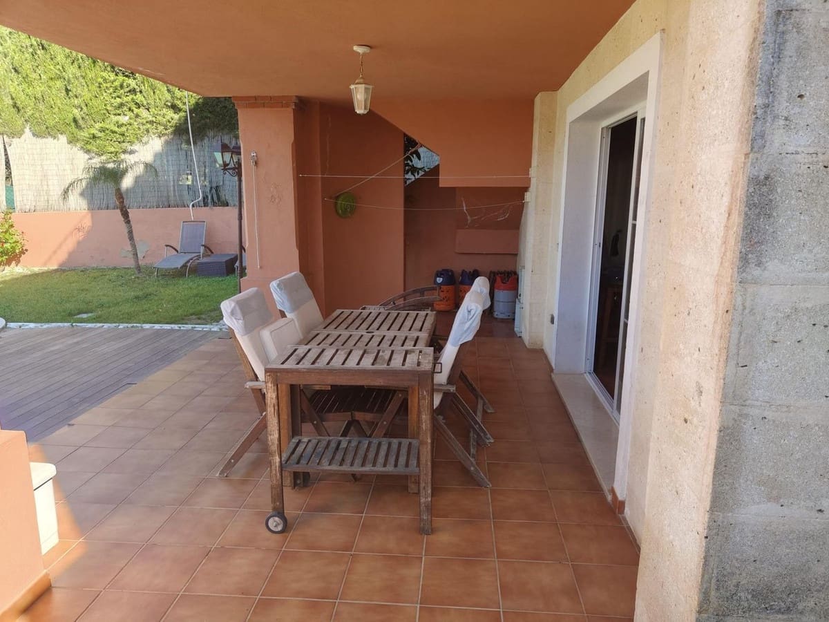 3 soverom Villa til salgs i Cerro del Aguila - € 1 064 000 (Ref: 9380546)