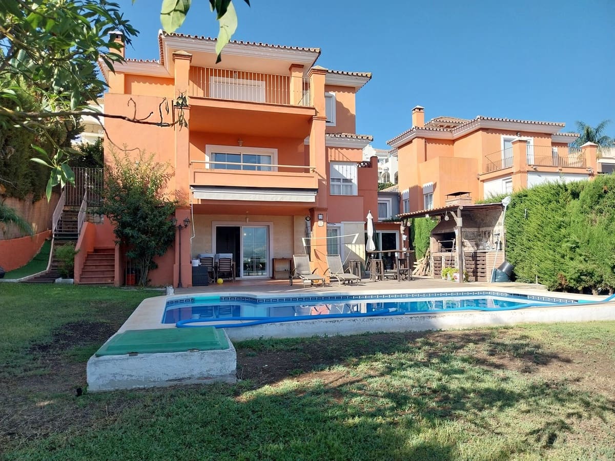 3 soverom Villa til salgs i Cerro del Aguila - € 1 064 000 (Ref: 9380546)