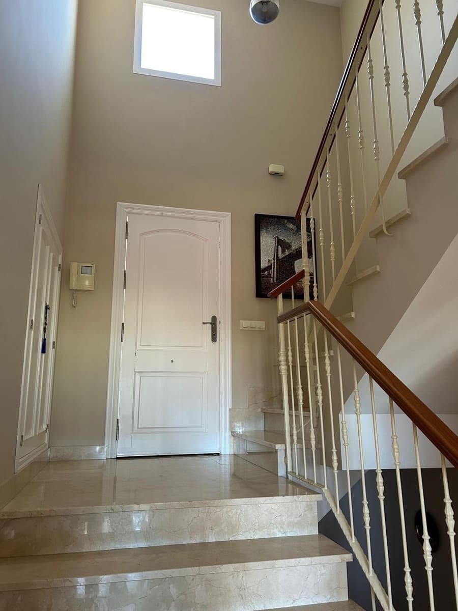 3 soverom Villa til salgs i Cerro del Aguila - € 1 064 000 (Ref: 9380546)