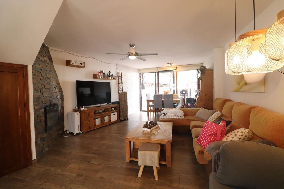 3 soverom Hus til salgs i Marbella - € 430 000 (Ref: 9380548)