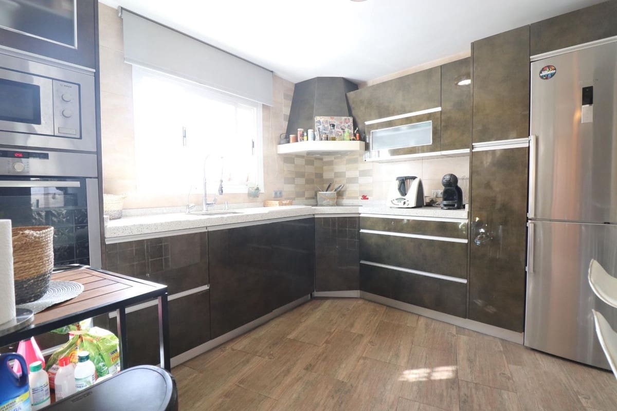 3 soverom Hus til salgs i Marbella - € 430 000 (Ref: 9380548)