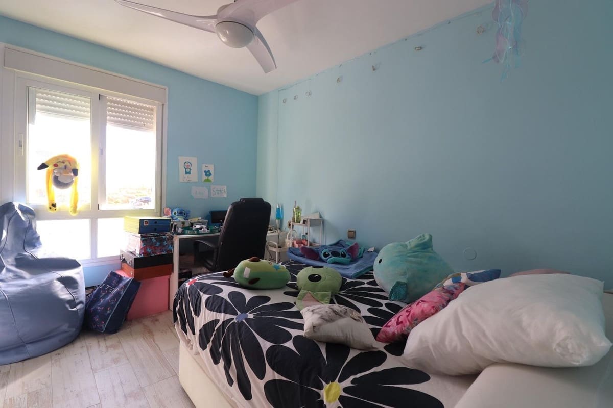 3 soverom Hus til salgs i Marbella - € 430 000 (Ref: 9380548)