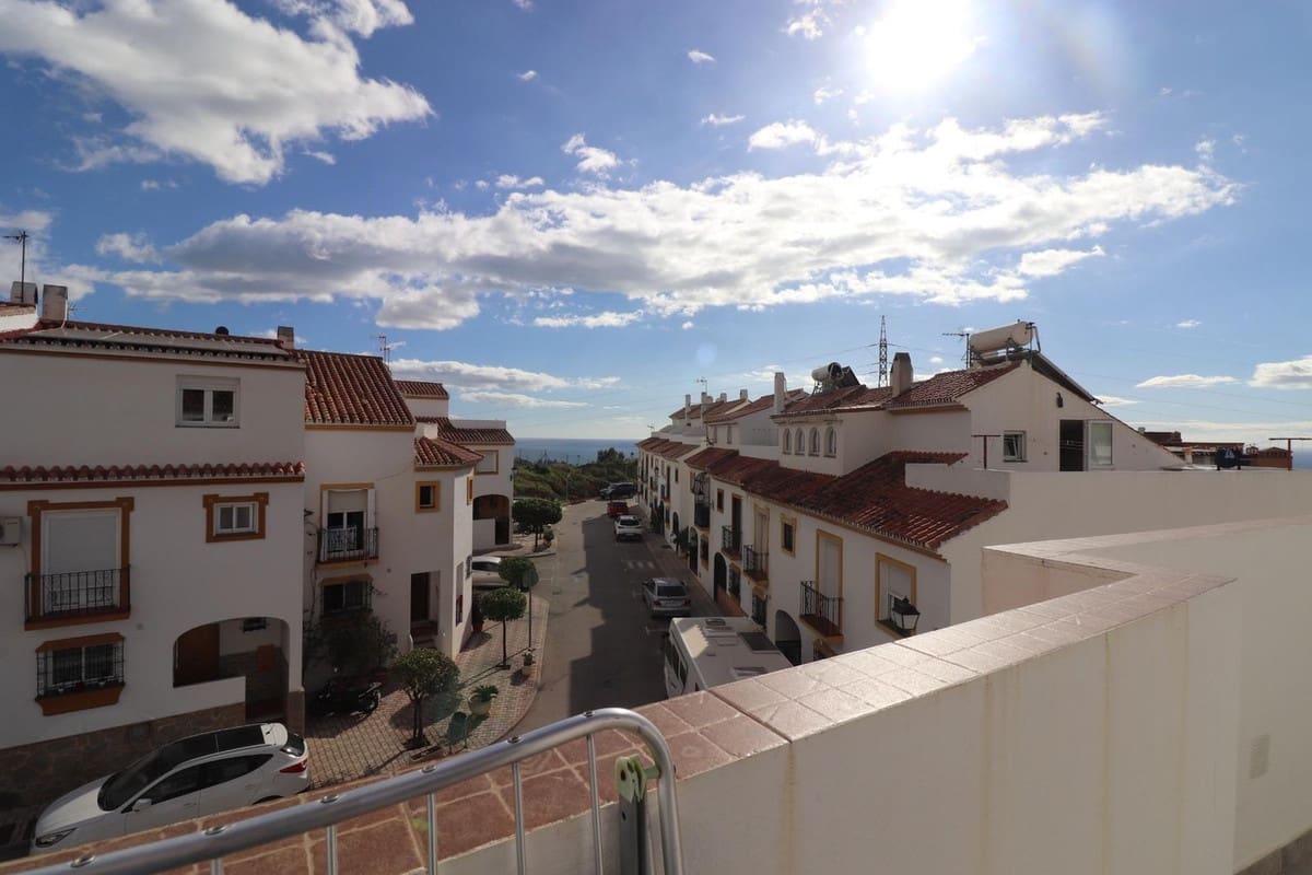 3 soverom Hus til salgs i Marbella - € 430 000 (Ref: 9380548)