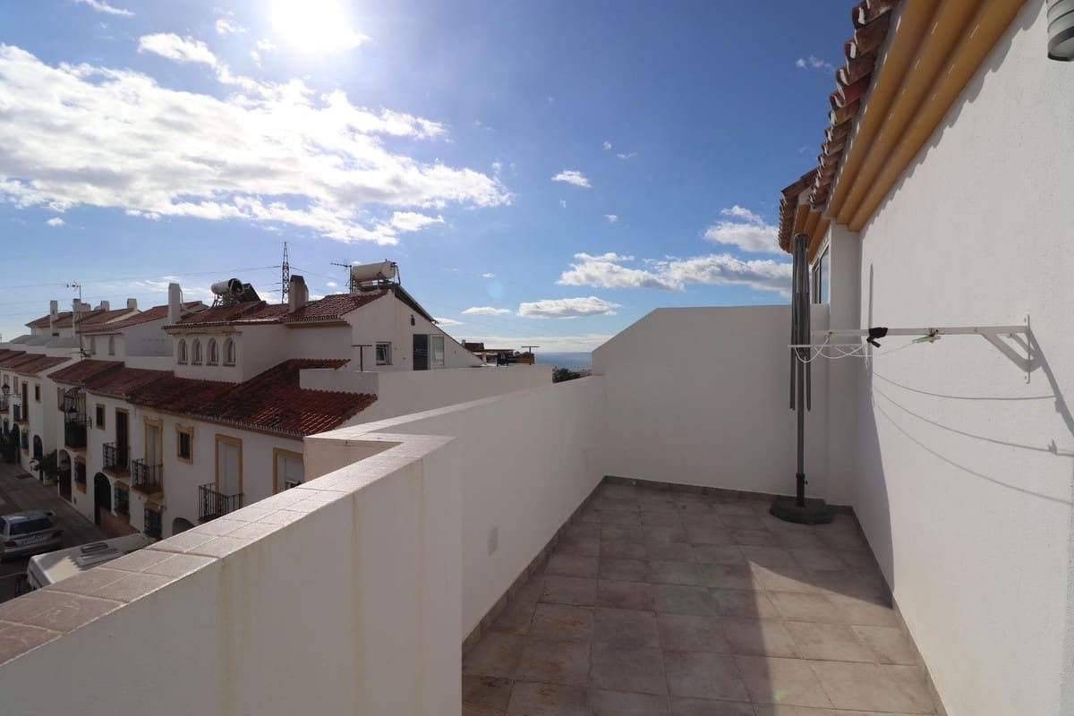 3 soverom Hus til salgs i Marbella - € 430 000 (Ref: 9380548)