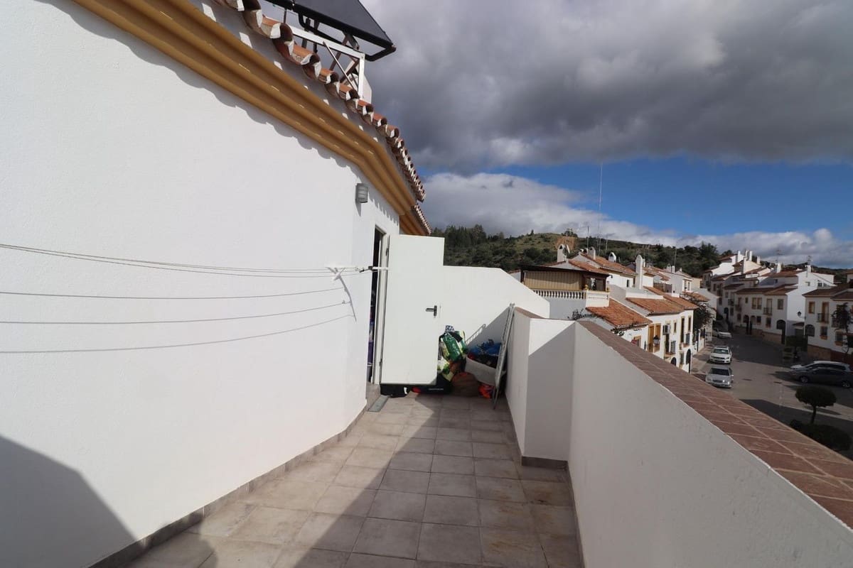 3 soverom Hus til salgs i Marbella - € 430 000 (Ref: 9380548)