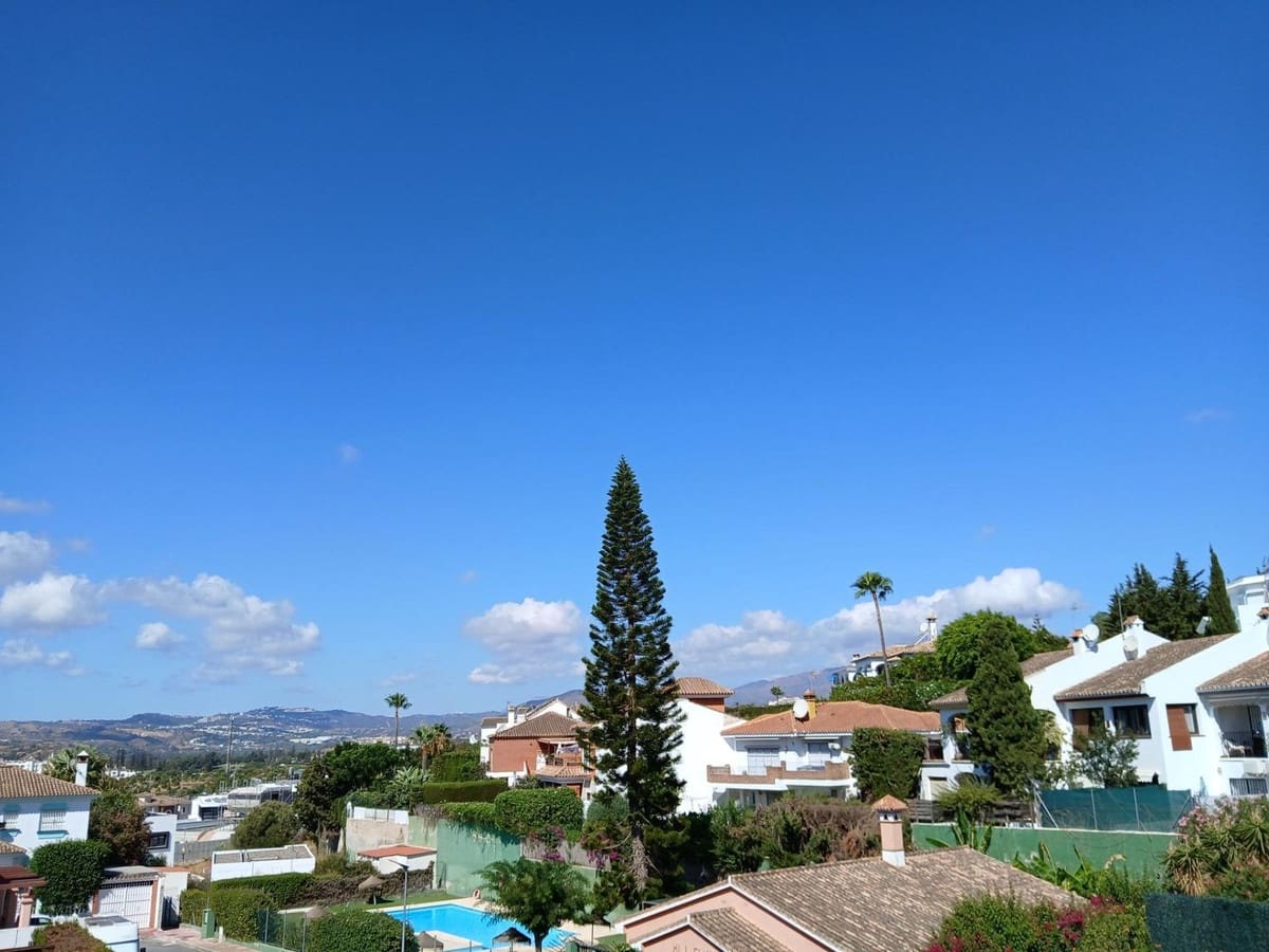 5 bedroom Villa for sale in Mijas - € 850,000 (Ref: 9380549)