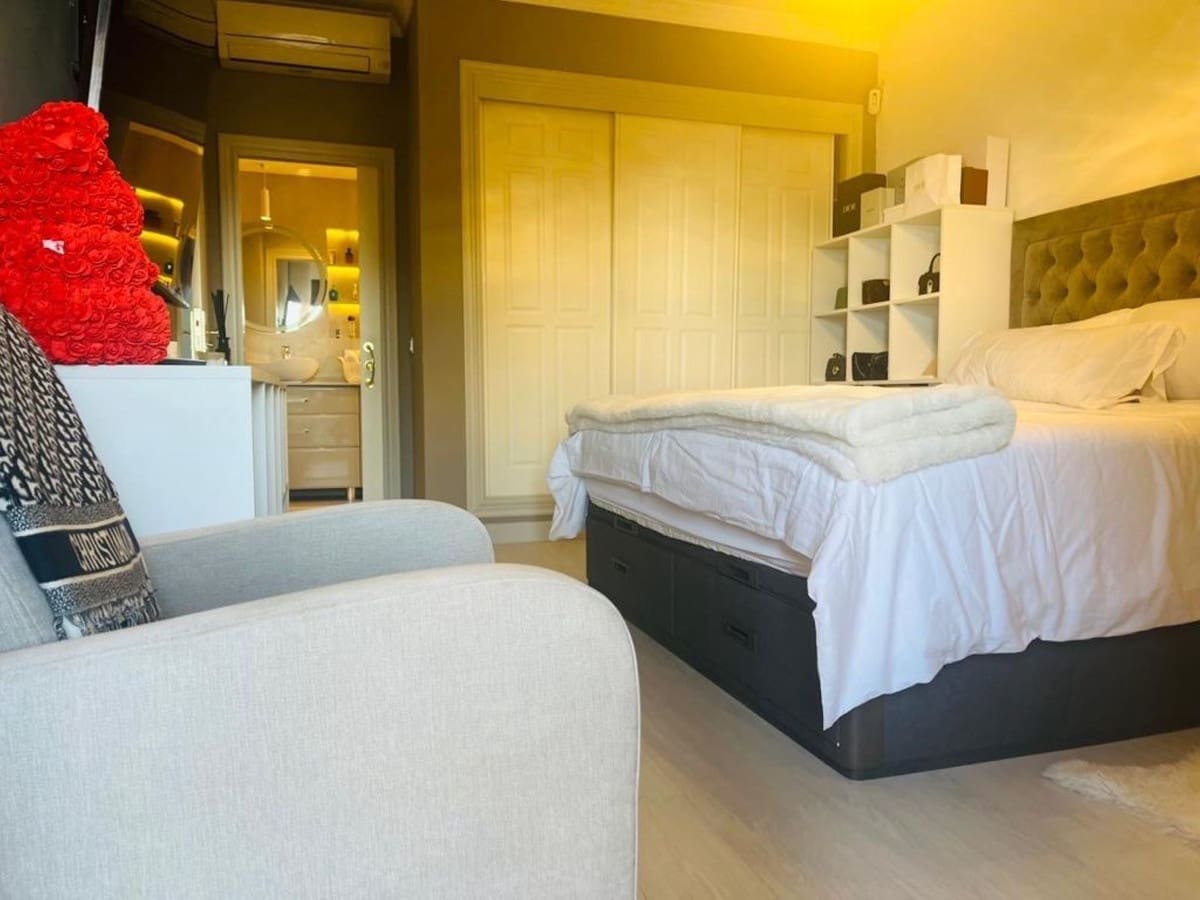 3 sypialnia Apartament na sprzedaż w Estepona - 645 000 € (Ref: 9380551)