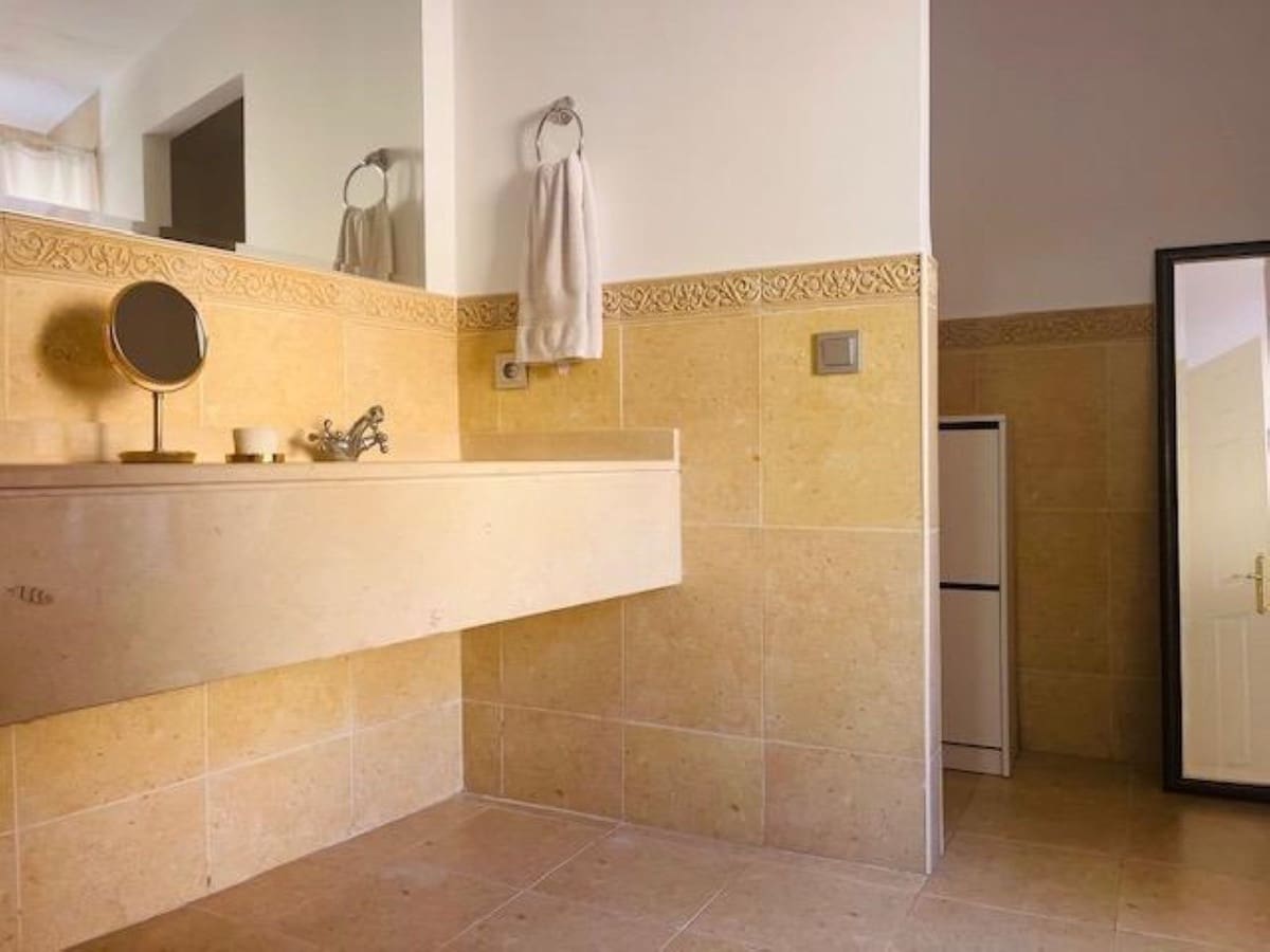3 sypialnia Apartament na sprzedaż w Estepona - 645 000 € (Ref: 9380551)