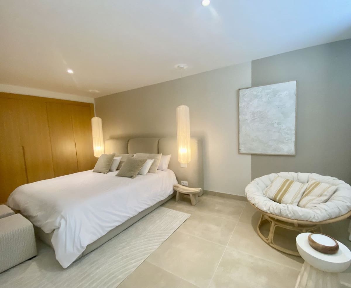 Chalet de 5 habitaciones en Benahavís en venta - 3.000.000 € (Ref: 9380553)