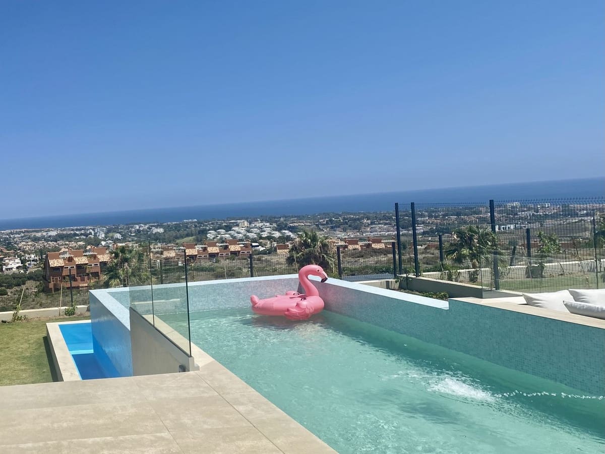 Chalet de 5 habitaciones en Benahavís en venta - 3.000.000 € (Ref: 9380553)