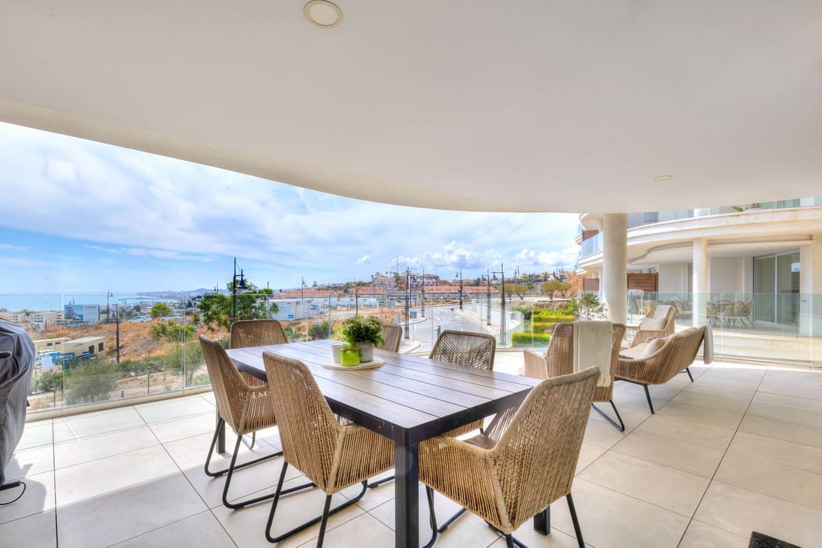 3 slaapkamer Appartement te koop in Fuengirola - € 645.000 (Ref: 9380554)