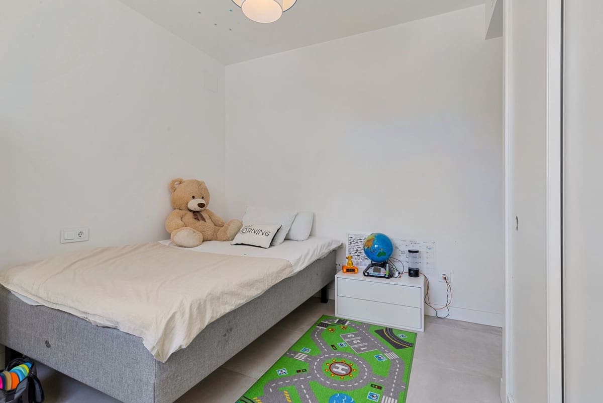 3 slaapkamer Appartement te koop in Fuengirola - € 645.000 (Ref: 9380554)