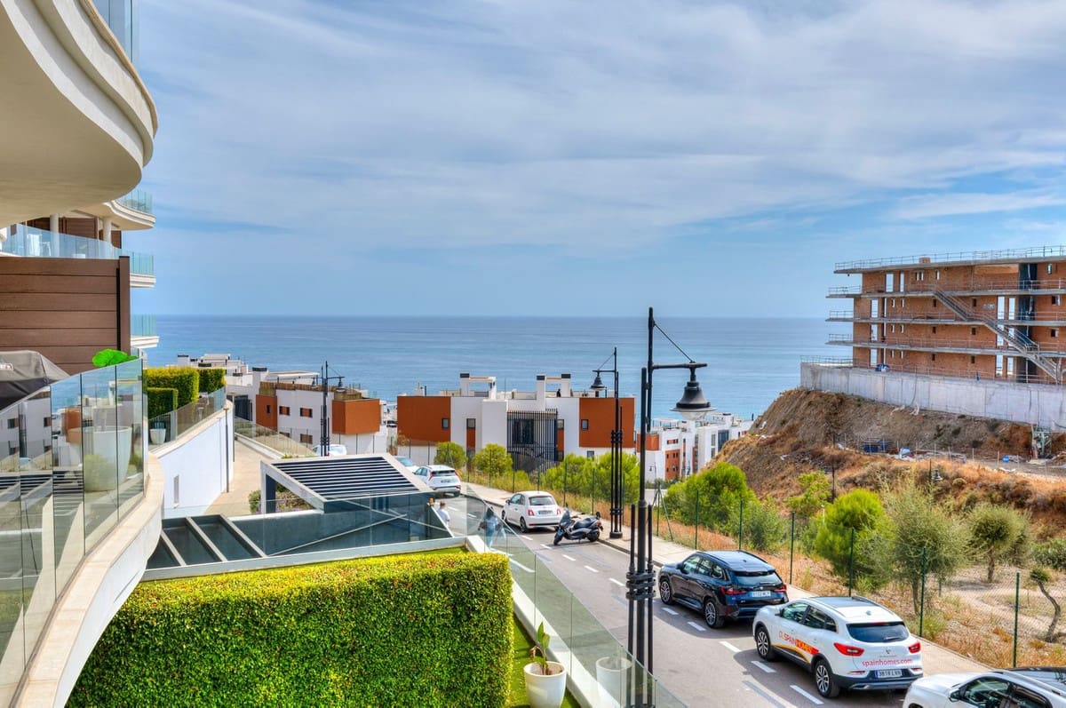 3 slaapkamer Appartement te koop in Fuengirola - € 645.000 (Ref: 9380554)