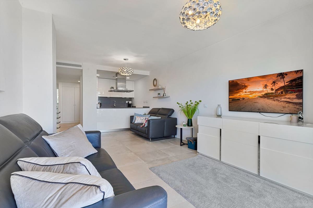 2 makuuhuone Huoneisto myytävänä paikassa Fuengirola - 585 000 € (Ref: 9380555)