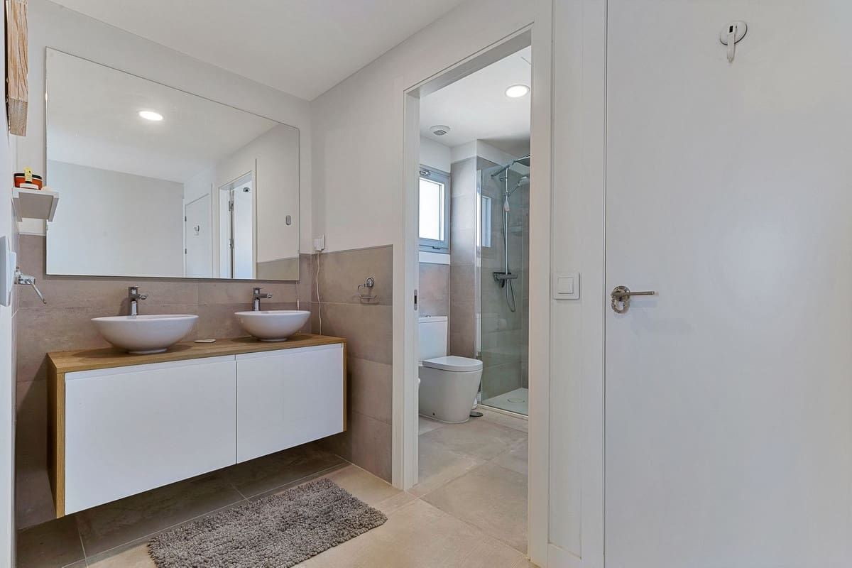 2 makuuhuone Huoneisto myytävänä paikassa Fuengirola - 585 000 € (Ref: 9380555)