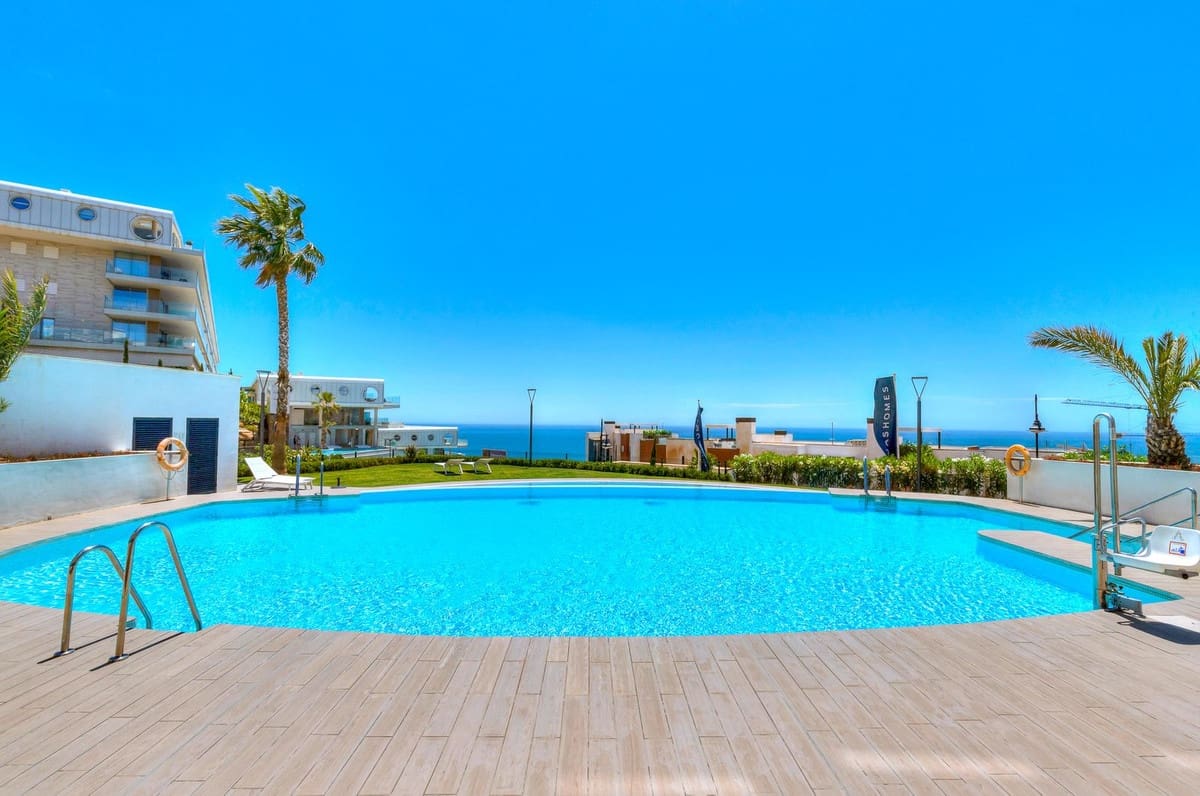 2 makuuhuone Huoneisto myytävänä paikassa Fuengirola - 585 000 € (Ref: 9380555)