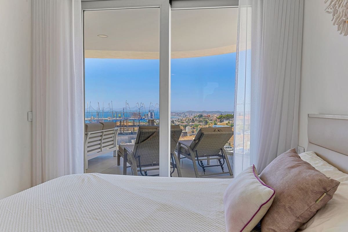 2 makuuhuone Huoneisto myytävänä paikassa Fuengirola - 585 000 € (Ref: 9380555)