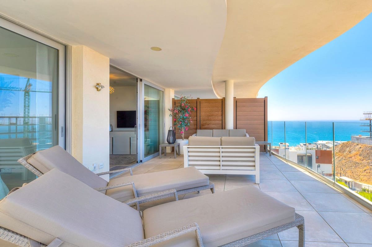 2 sovrum Lägenhet till salu i Fuengirola - 595 000 € (Ref: 9380555)