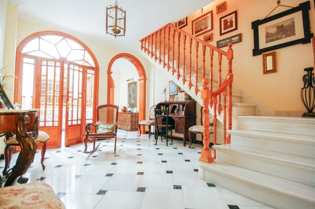 5 bedroom Townhouse for sale in Coín - € 270,000 (Ref: 9380561)