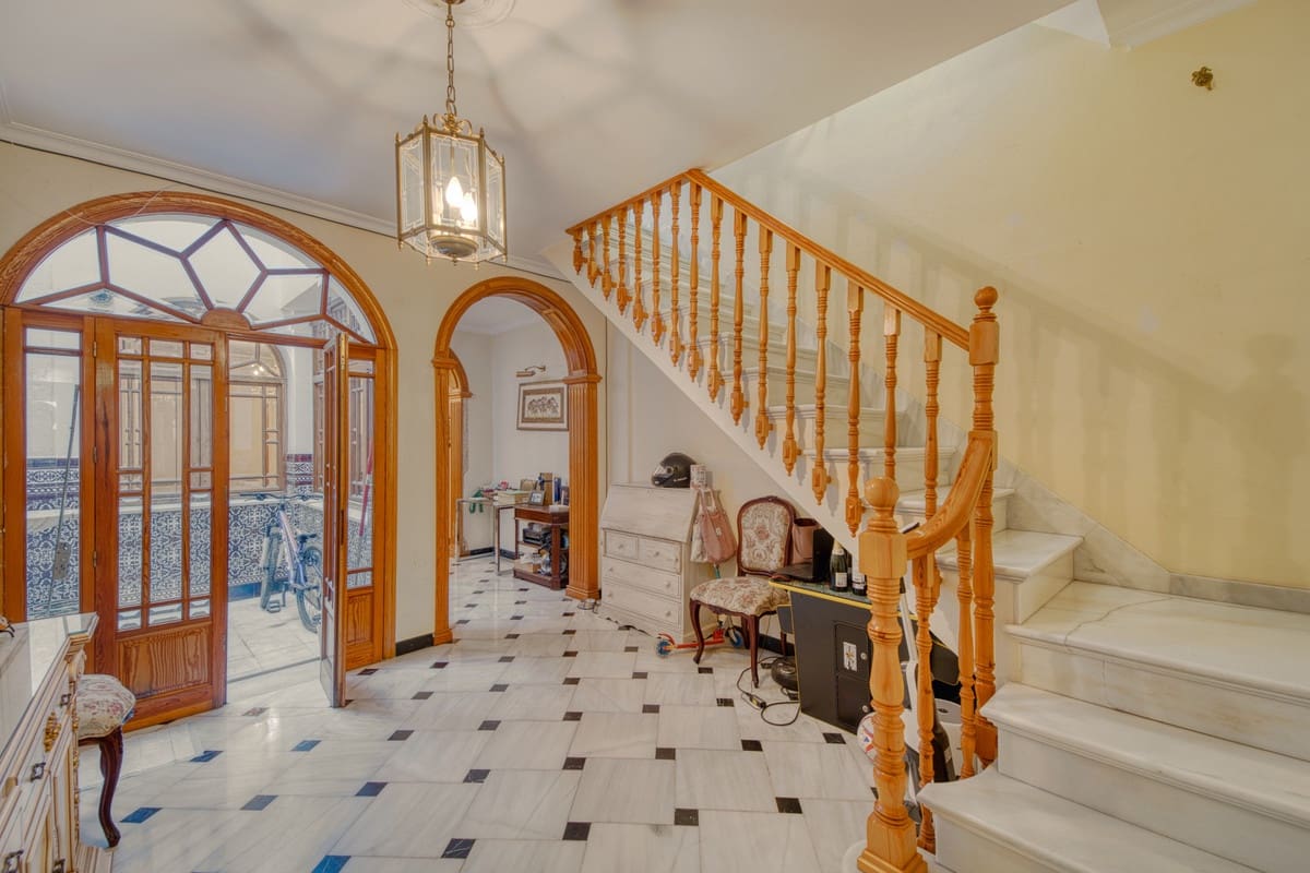 5 soverom Hus til salgs i Coin - € 270 000 (Ref: 9380561)