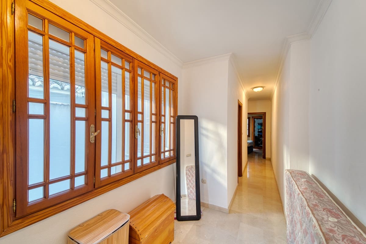 5 soverom Hus til salgs i Coin - € 270 000 (Ref: 9380561)