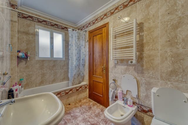 5 soverom Hus til salgs i Coín - € 270 000 (Ref: 9380561)