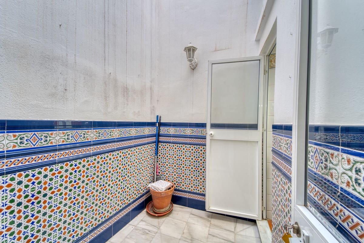 5 soverom Hus til salgs i Coin - € 270 000 (Ref: 9380561)