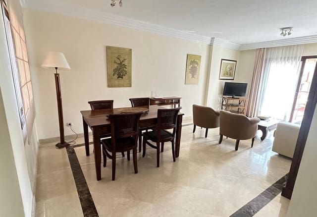 2 bedroom Apartment for sale in Puerto Banus, Marbella - € 1,010,000 (Ref: 9380569)