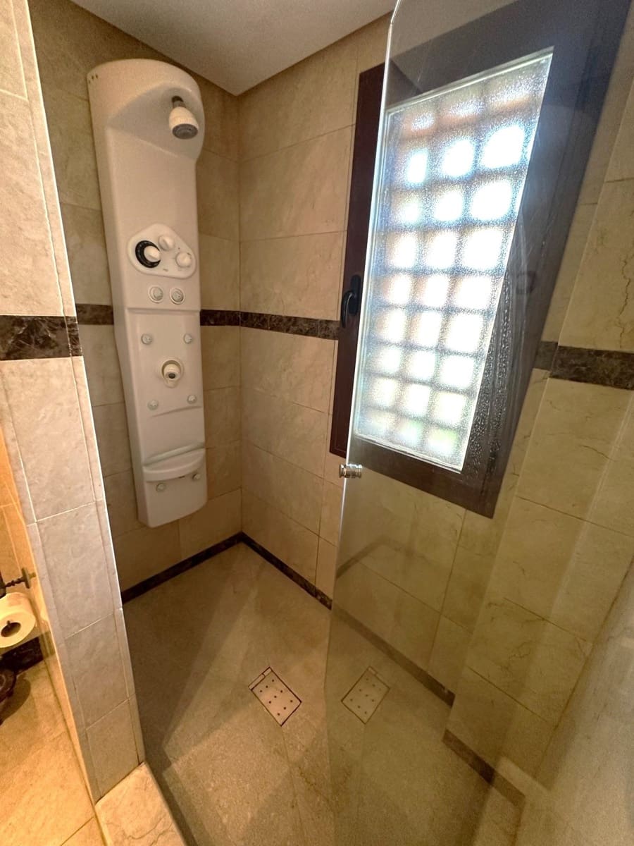 2 quarto Apartamento para venda em Puerto Banus - 1 010 000 € (Ref: 9380569)