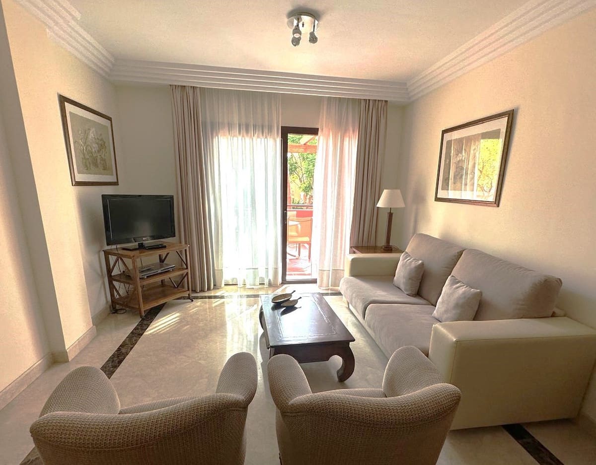 2 quarto Apartamento para venda em Puerto Banus - 1 010 000 € (Ref: 9380569)