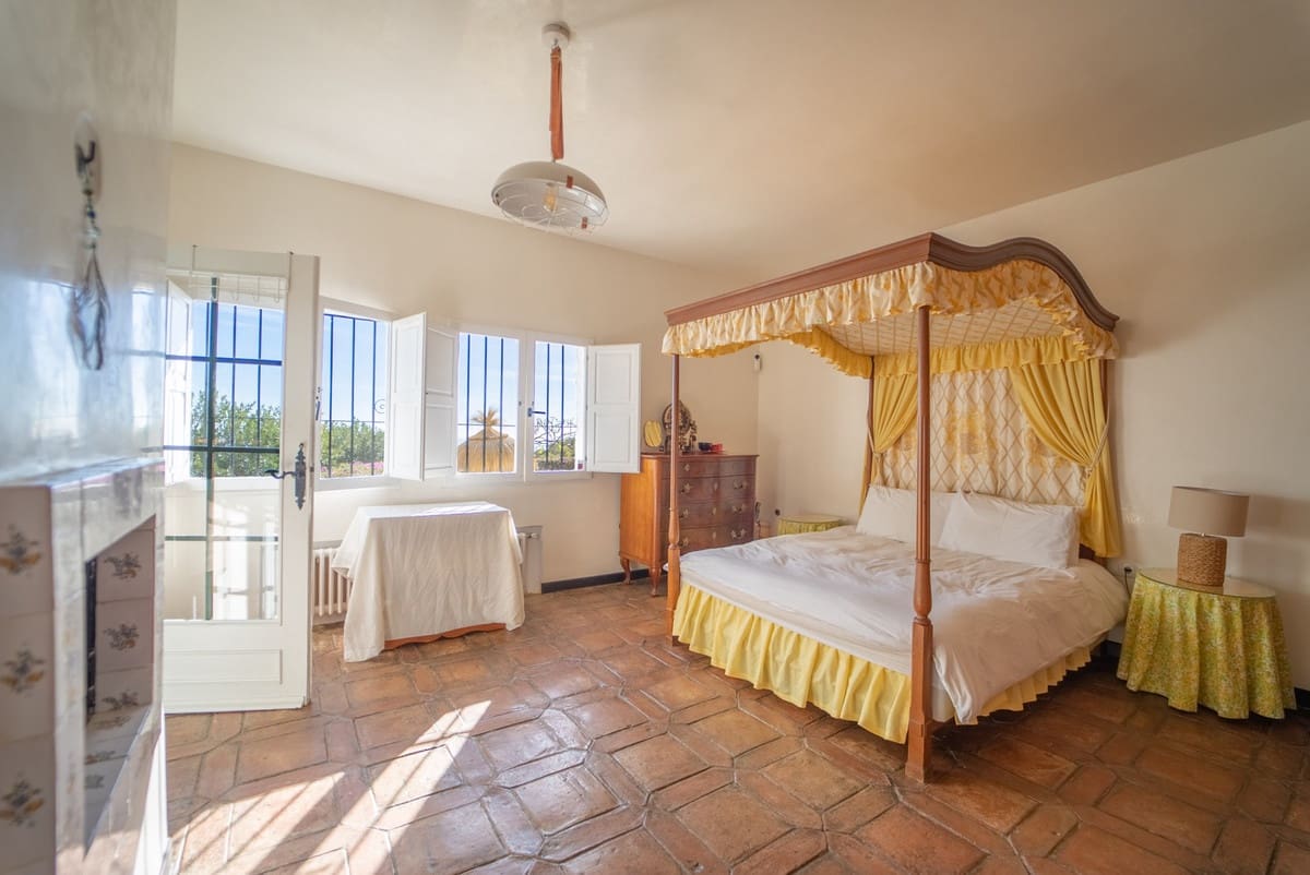 9 quarto Moradia para venda em Benalmadena - 4 995 000 € (Ref: 9380571)