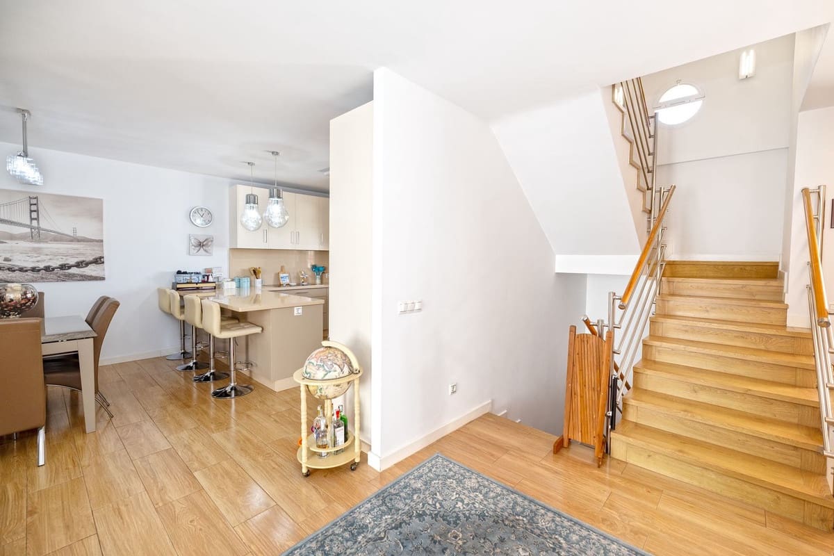 5 sypialnia Dom na sprzedaż w San Pedro de Alcantara - 885 000 € (Ref: 9380574)