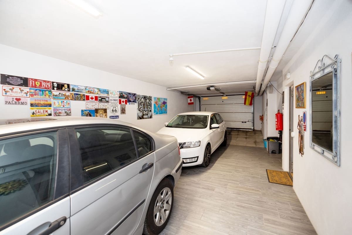 5 sypialnia Dom na sprzedaż w San Pedro de Alcantara - 885 000 € (Ref: 9380574)