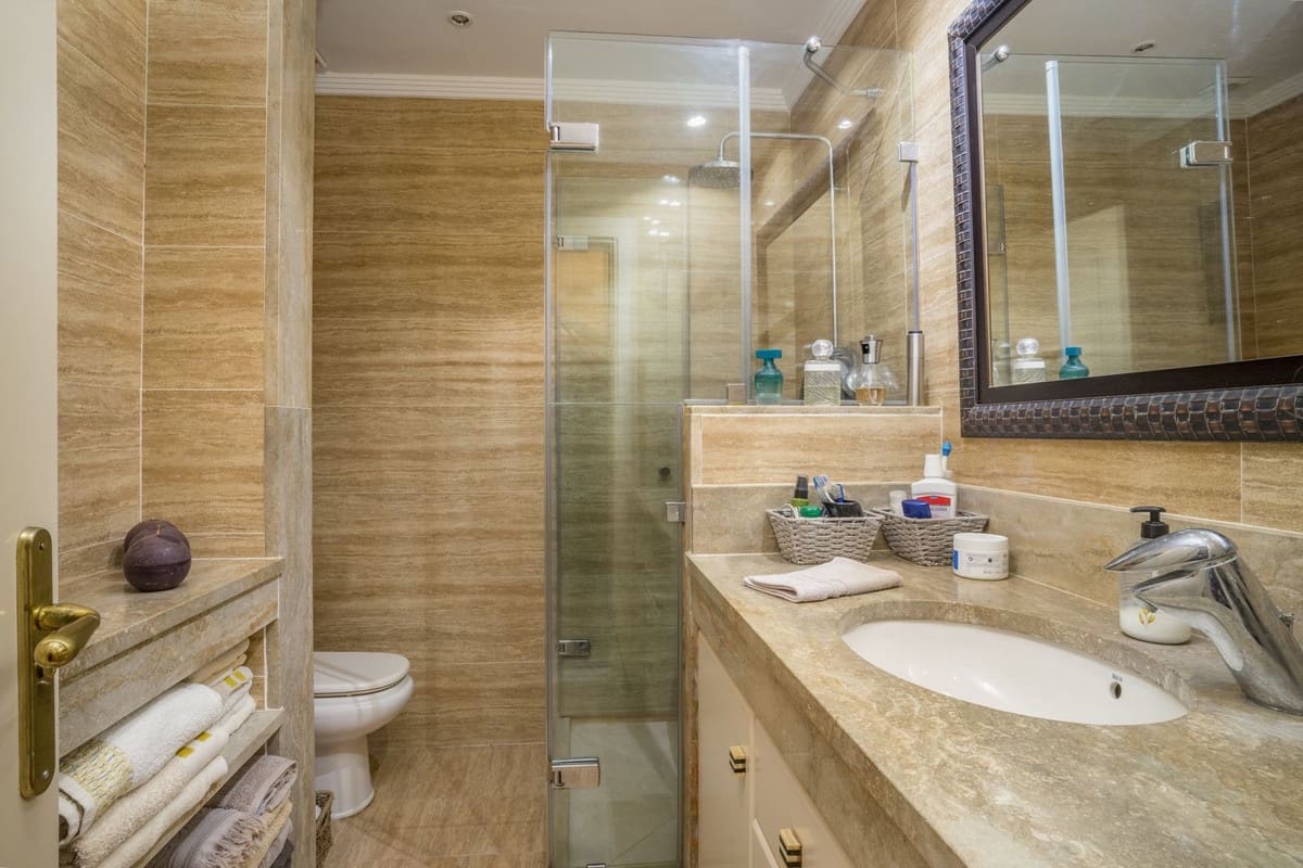 3 soveværelse Lejlighed til salg i Nueva Andalucia - € 775.000 (Ref: 9380575)