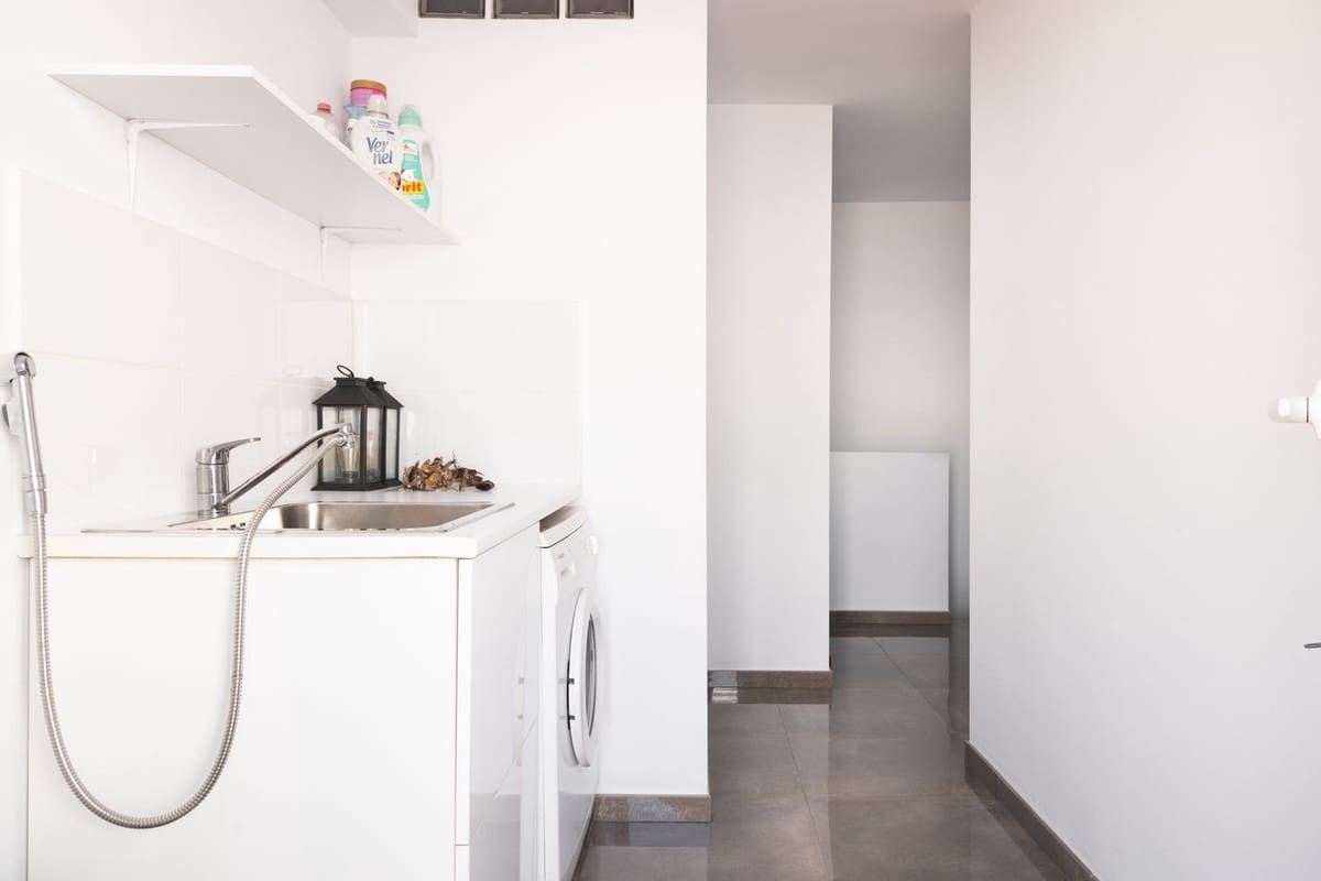 3 sypialnia Dom na sprzedaż w Estepona - 595 000 € (Ref: 9380578)