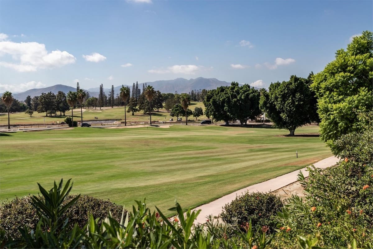 2 bedroom Townhouse for sale in Mijas Golf - € 449,000 (Ref: 9380581)
