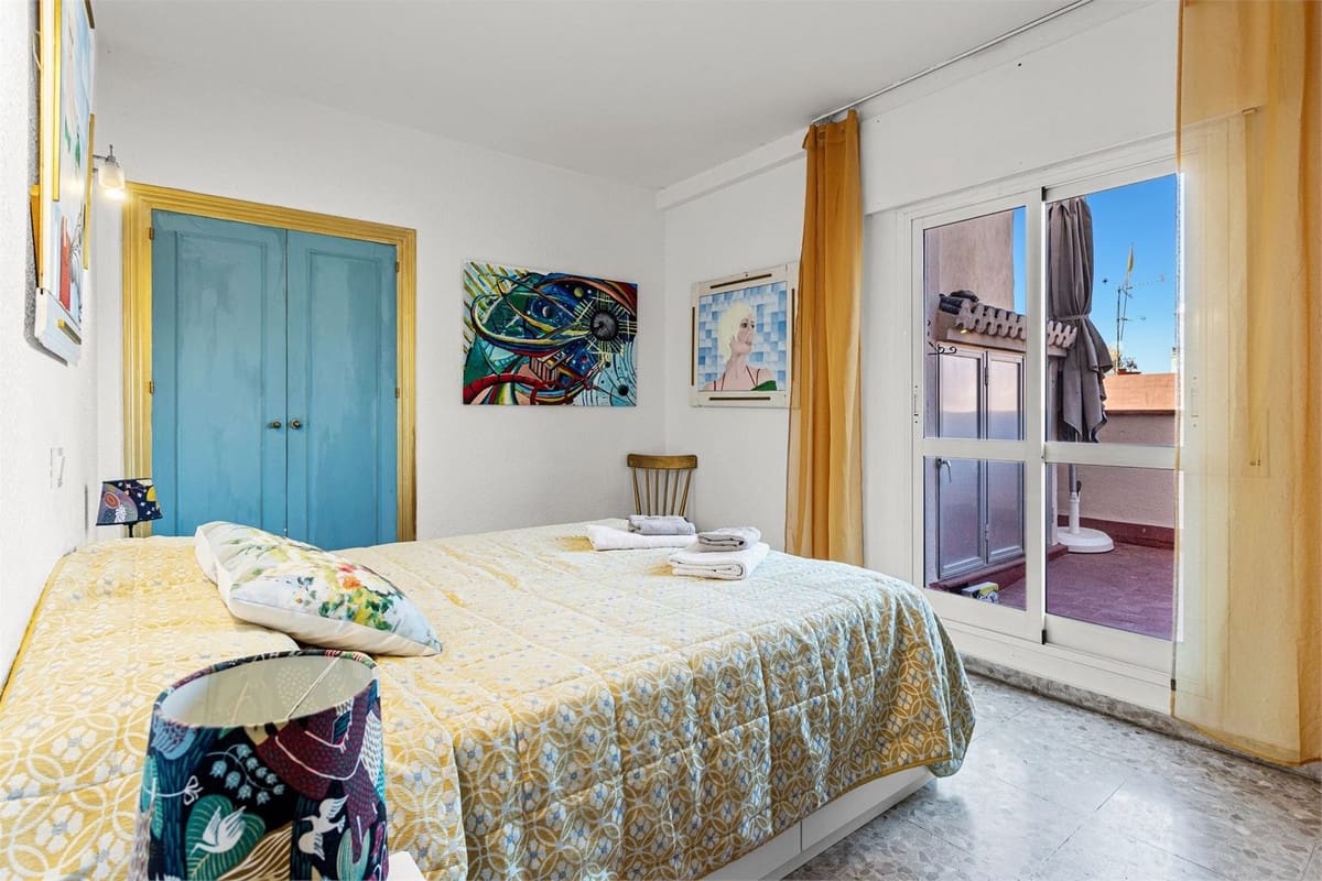 Apartamento de 2 habitaciones en Fuengirola en venta - 565.000 € (Ref: 9380584)