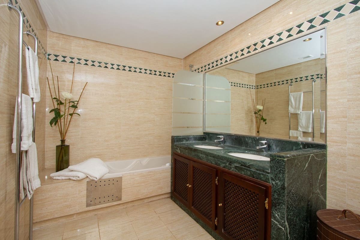 2 slaapkamer Appartement te koop in La Mairena - € 340.000 (Ref: 9380591)