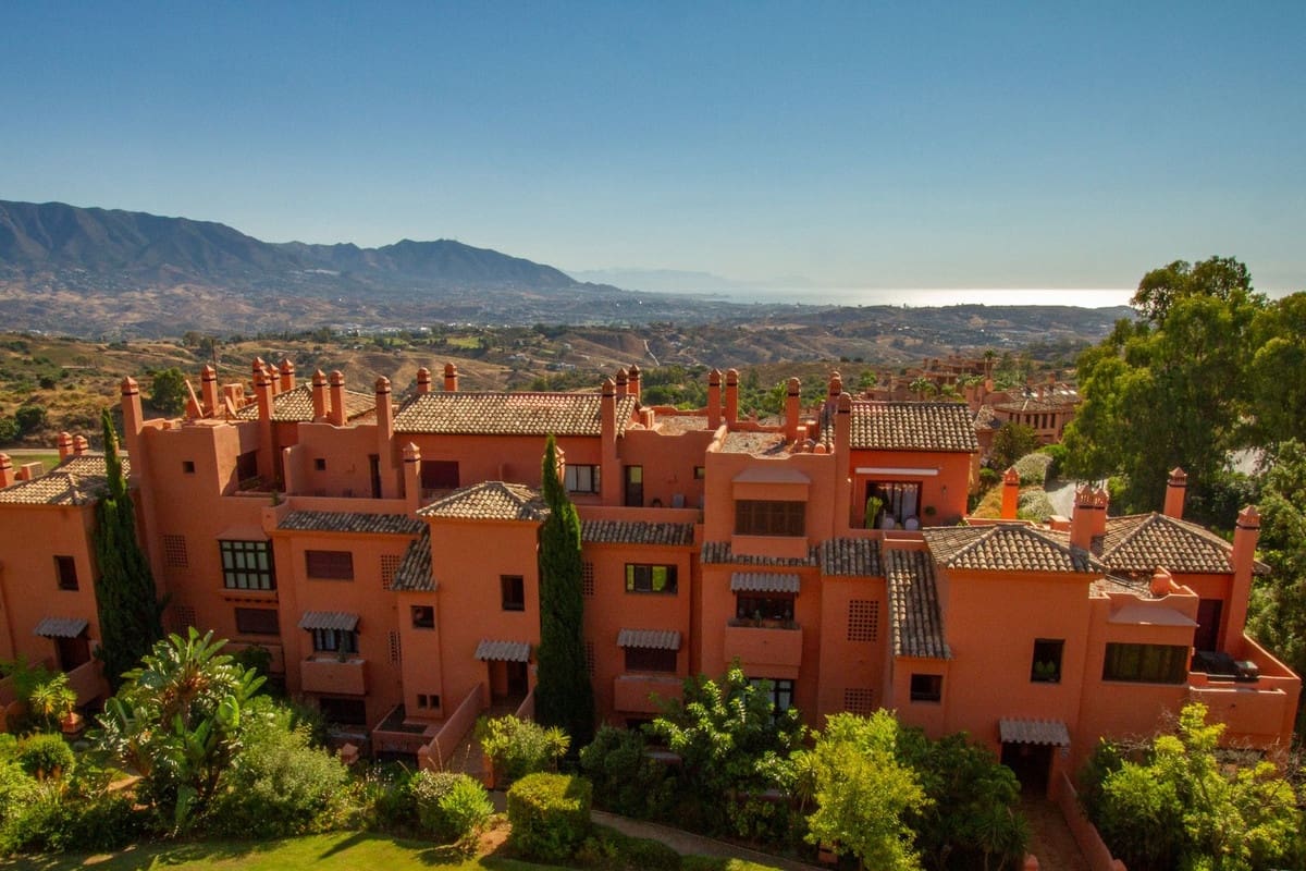 4 bedroom Penthouse for sale in La Mairena - € 695,000 (Ref: 9380593)