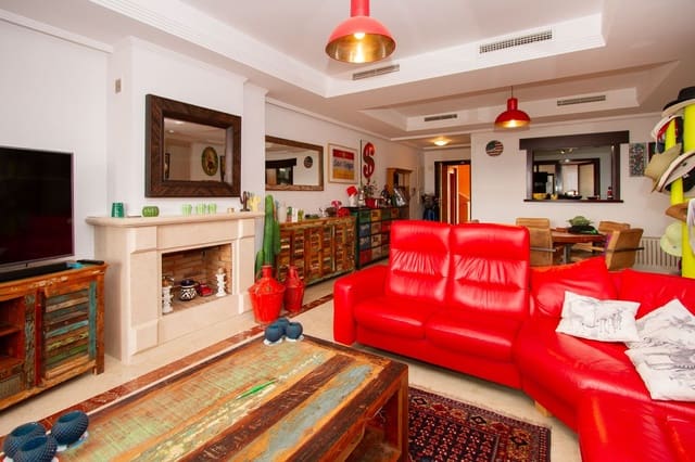 2 bedroom Apartment for sale in La Mairena, Ojen - € 309,000 (Ref: 9380594)