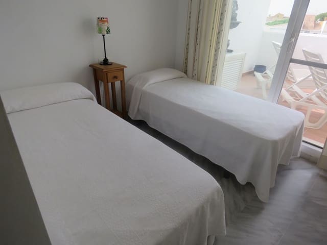 2 bedroom Penthouse for sale in Calahonda, Mijas - € 475,000 (Ref: 9380597)