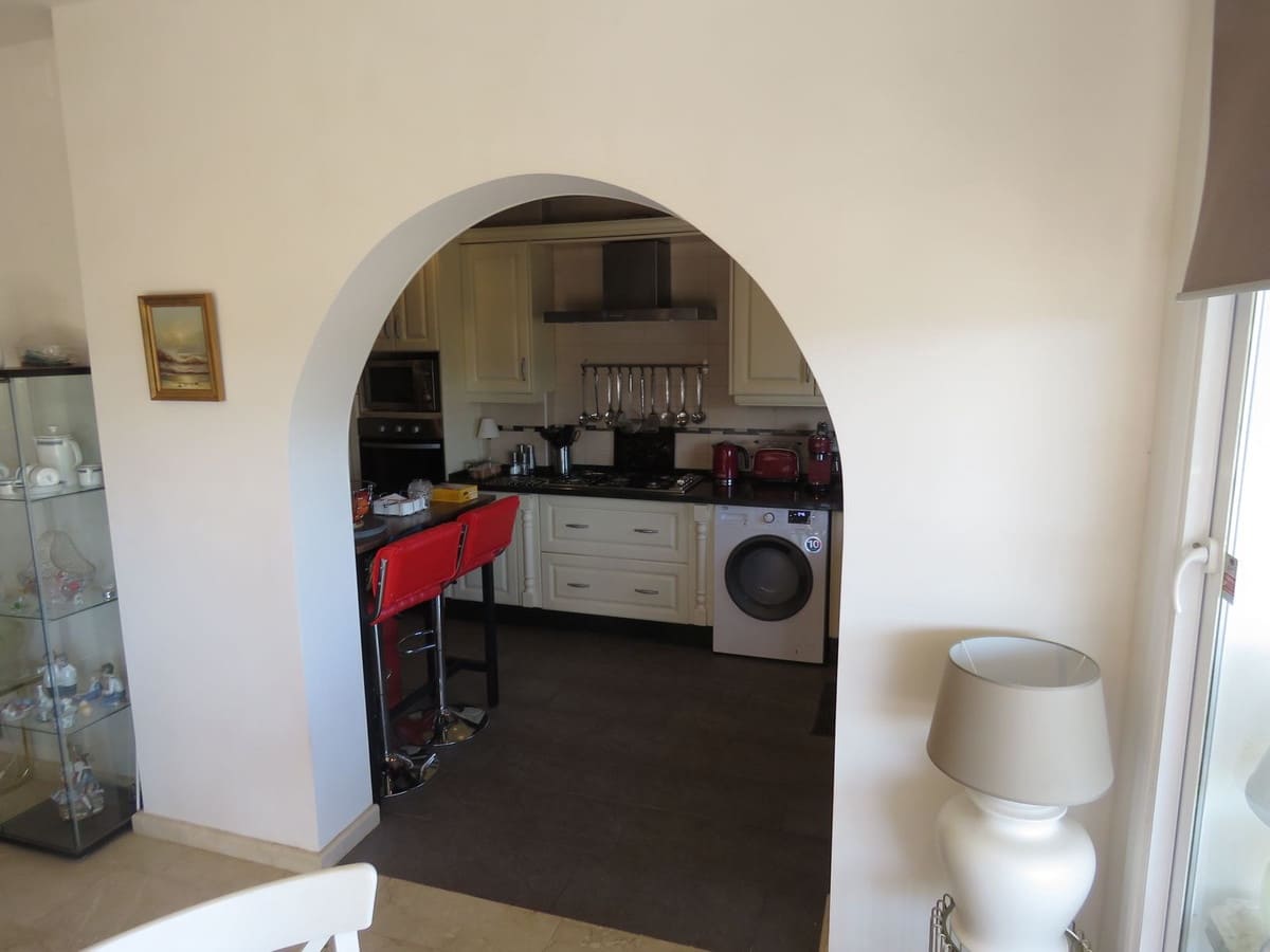 4 bedroom Villa for sale in Alhaurin el Grande - € 525,000 (Ref: 9380601)