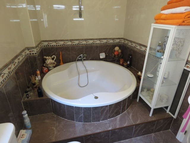 4 soveværelse Villa til salg i Alhaurín el Grande - € 475.000 (Ref: 9380601)