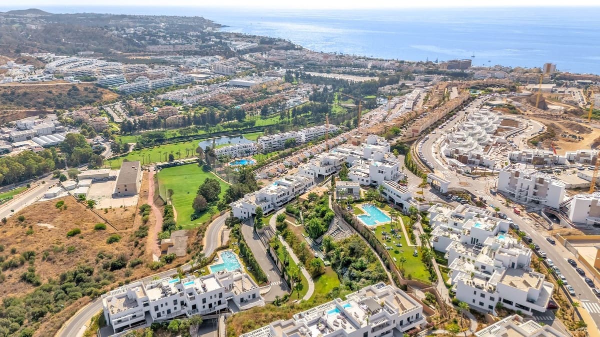 3 quarto Apartamento para venda em La Cala de Mijas - 565 000 € (Ref: 9380606)