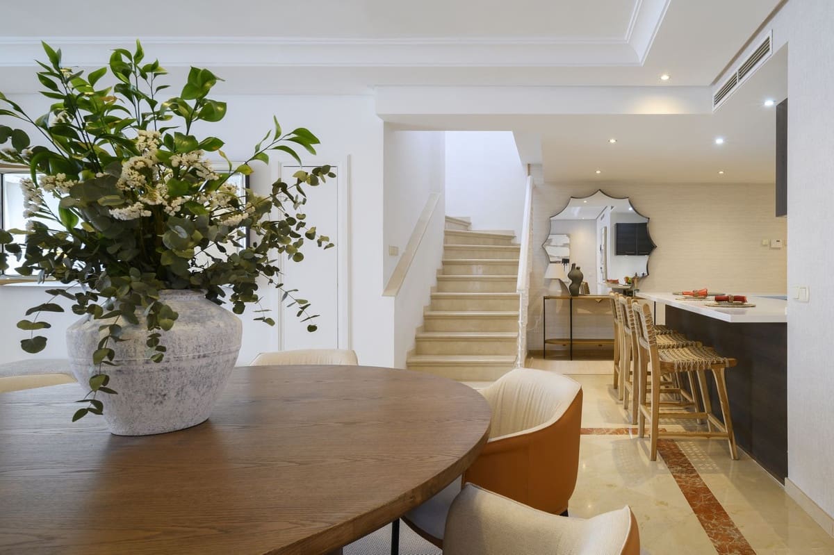 3 makuuhuone Kattohuoneisto myytävänä paikassa New Golden Mile - 1 795 000 € (Ref: 9380608)