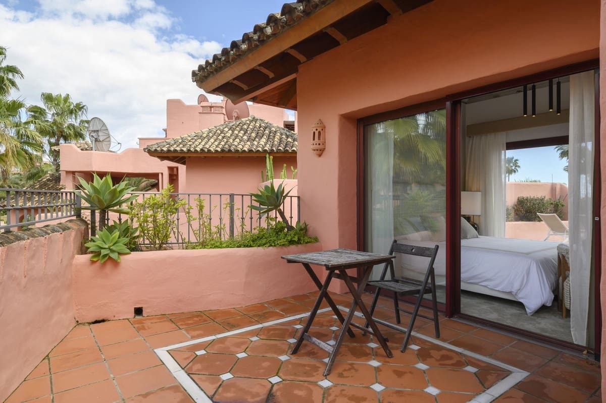 3 makuuhuone Kattohuoneisto myytävänä paikassa New Golden Mile - 1 795 000 € (Ref: 9380608)