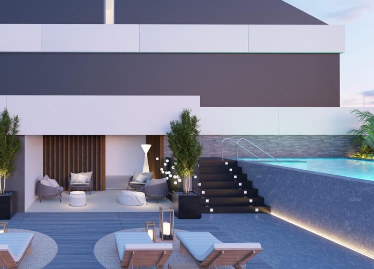 2 bedroom Apartment for sale in Fuengirola with garage - € 599,000 (Ref: 9380612)