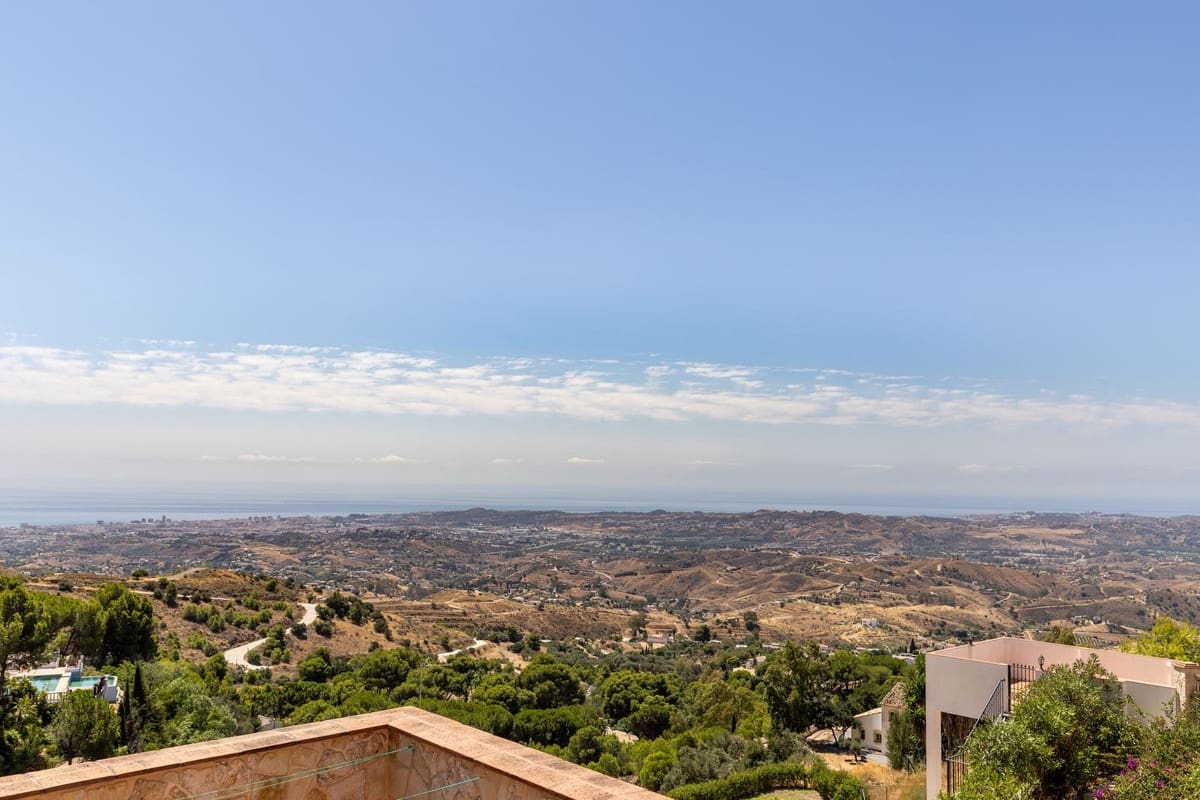 4 bedroom Villa for sale in Mijas - € 2,495,000 (Ref: 9380614)