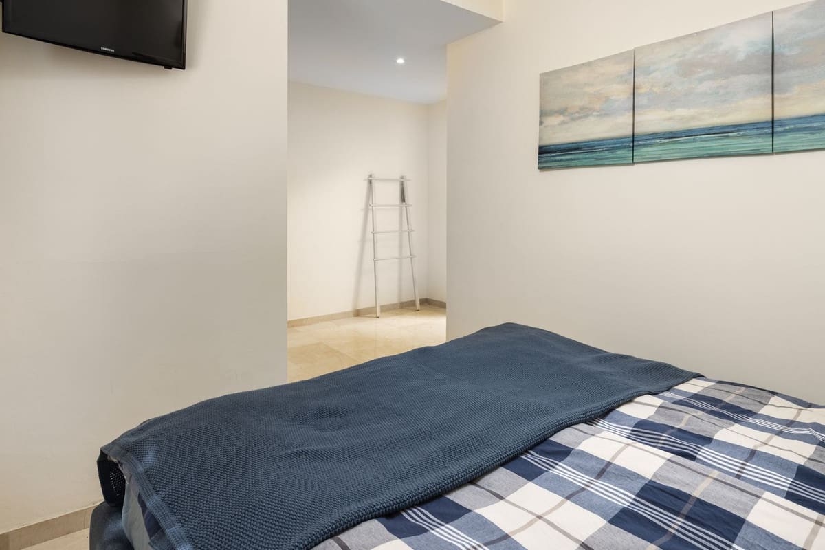 4 makuuhuone Omakotitalo myytävänä paikassa Malaga kaupunki - 1 050 000 € (Ref: 9380615)