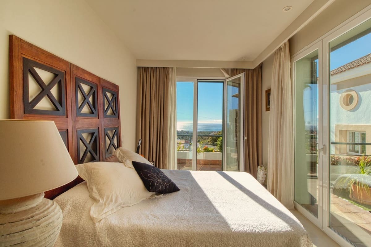 2 soveværelse Lejlighed til salg i Casares - € 535.000 (Ref: 9380617)